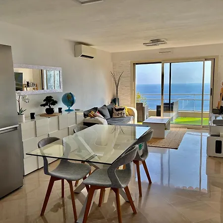 Monaco - 2 Bedrooms With Swimming Pool * カップダイユ