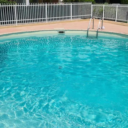Monaco - 2 Bedrooms With Swimming Pool Apartment *
