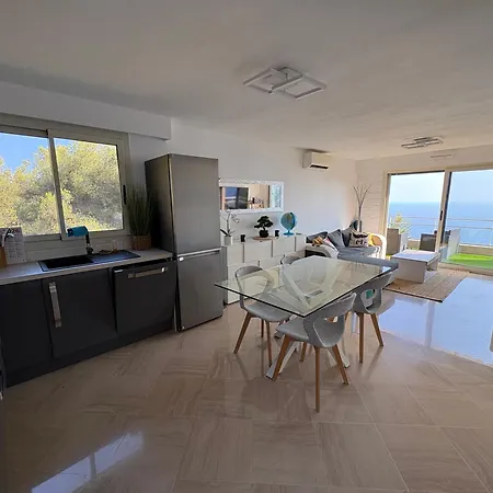 Monaco - 2 Bedrooms With Swimming Pool Apartment